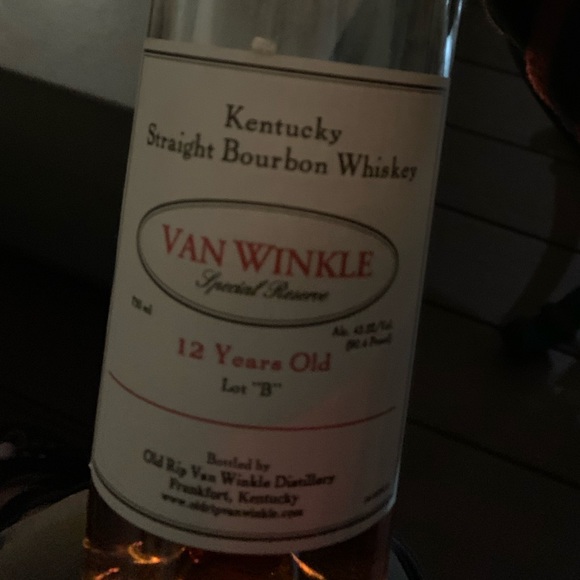 Meet your Posher, Maria - Picture 1 of 1